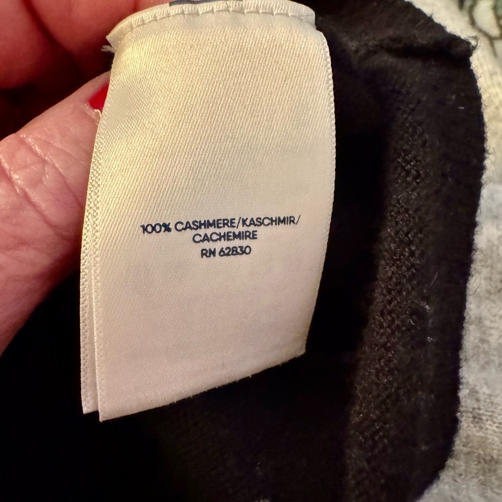 Lands' End Cashmere Classic Black Cardigan - Picture 4 of 5
